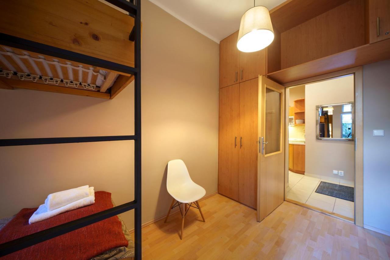 Dlouha Apartment With Balcony Прага Екстериор снимка